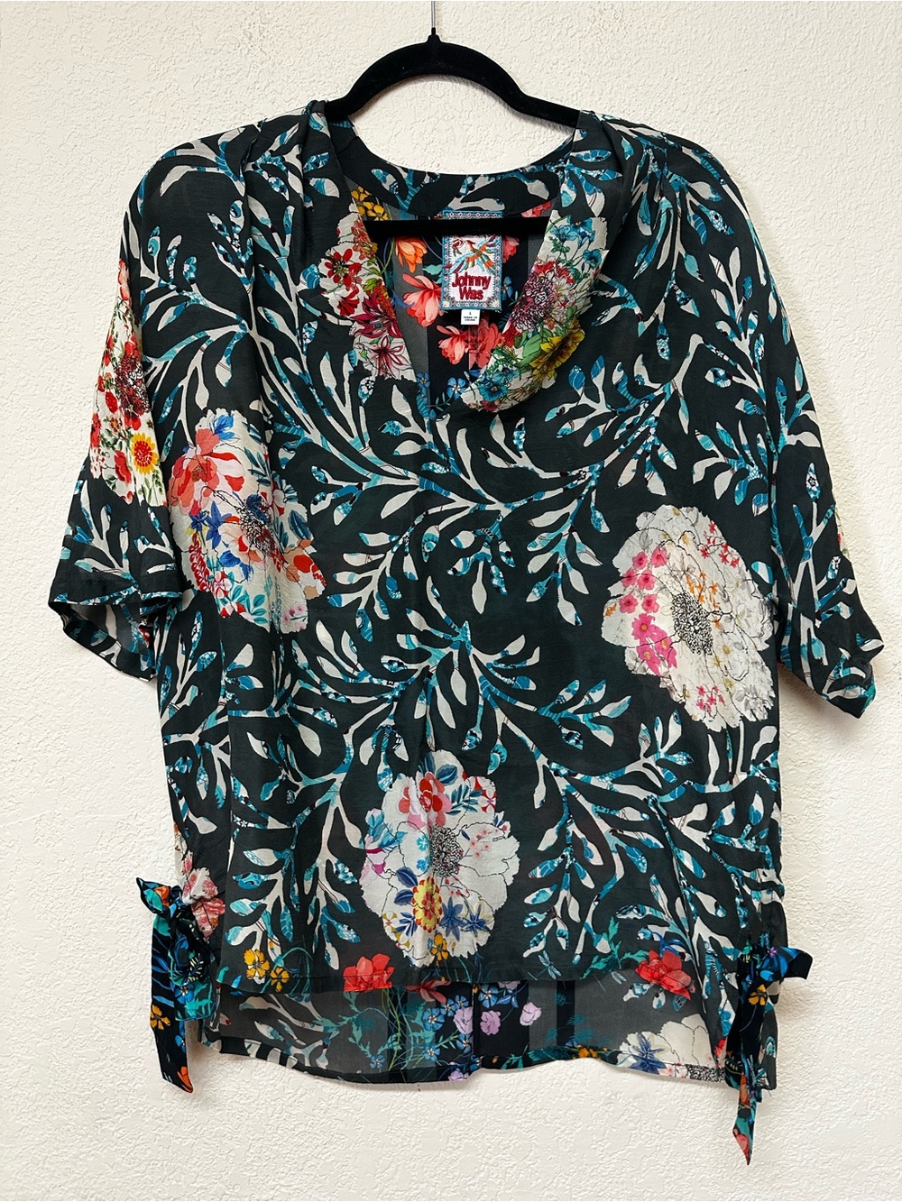 Johnny Was Black Floral Short Sleeve Tie-Hem Blouse
